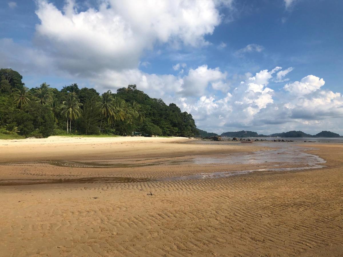 Santubong Suites B Just Like Home Damai كوشنج المظهر الخارجي الصورة
