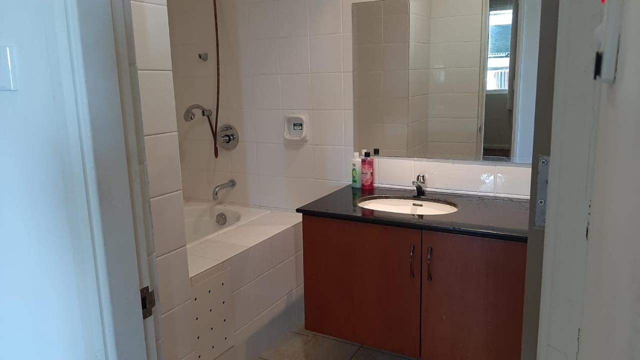Santubong Suites B Just Like Home Damai كوشنج المظهر الخارجي الصورة