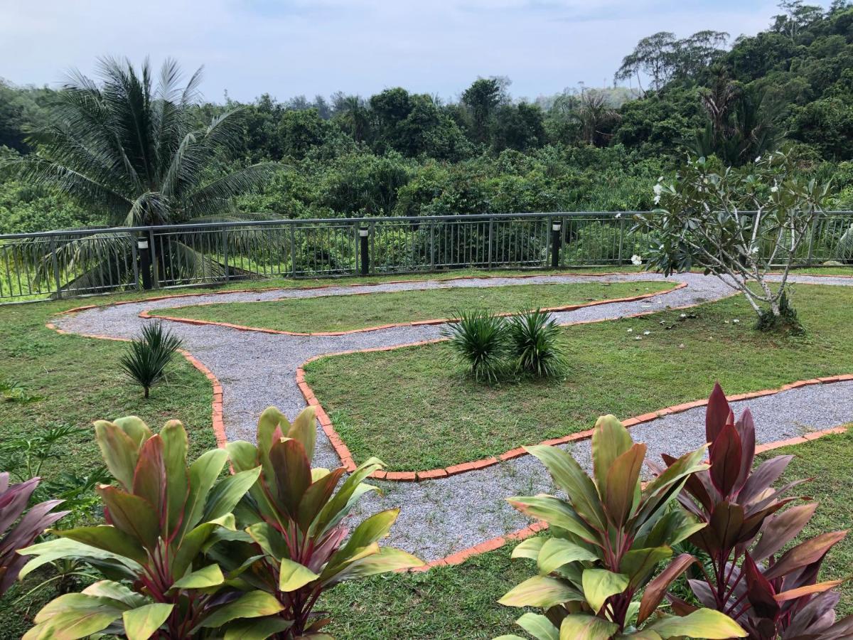 Santubong Suites B Just Like Home Damai كوشنج المظهر الخارجي الصورة